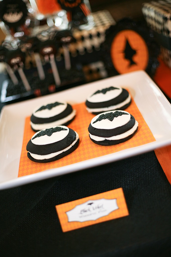black velvet bat whoopie pies